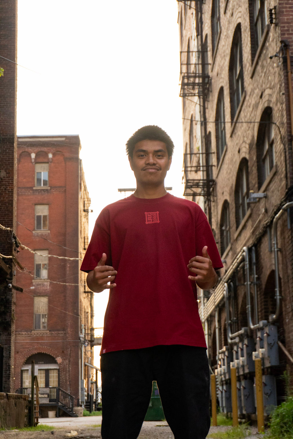 (CLEARANCE) WaveBreaker Maroon 4 Star Tee